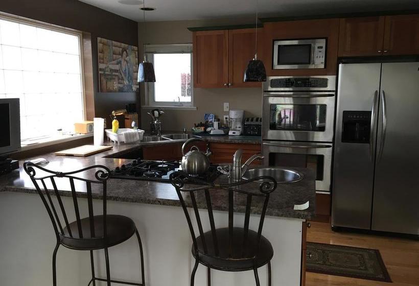 مبيت وإفطار Corbett Guest Suites