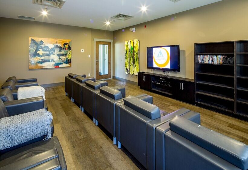 Hi Whistler   Hostel