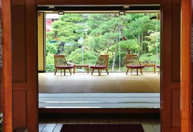 旅館 Hohoemino Kuyufu Tsuruya