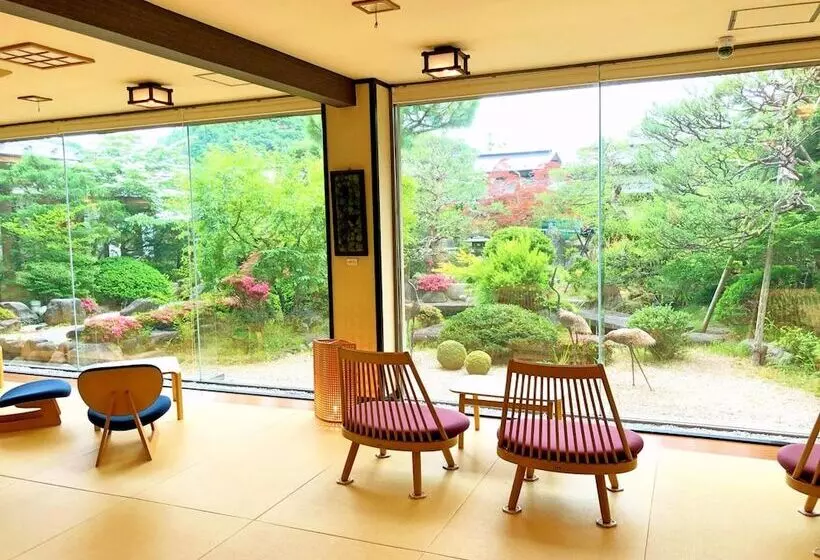旅館 Hohoemino Kuyufu Tsuruya