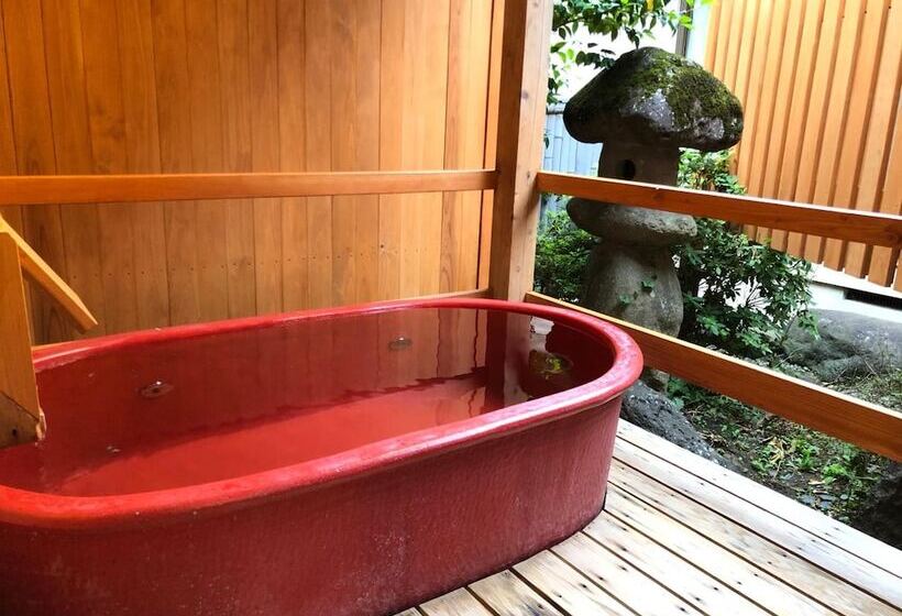 Ryokan Hohoemino Kuyufu Tsuruya