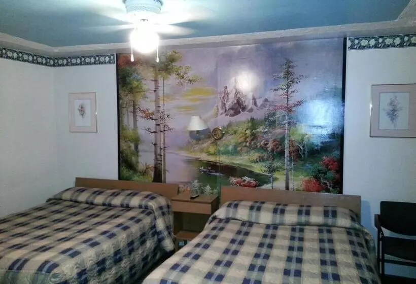 Holiday Motel