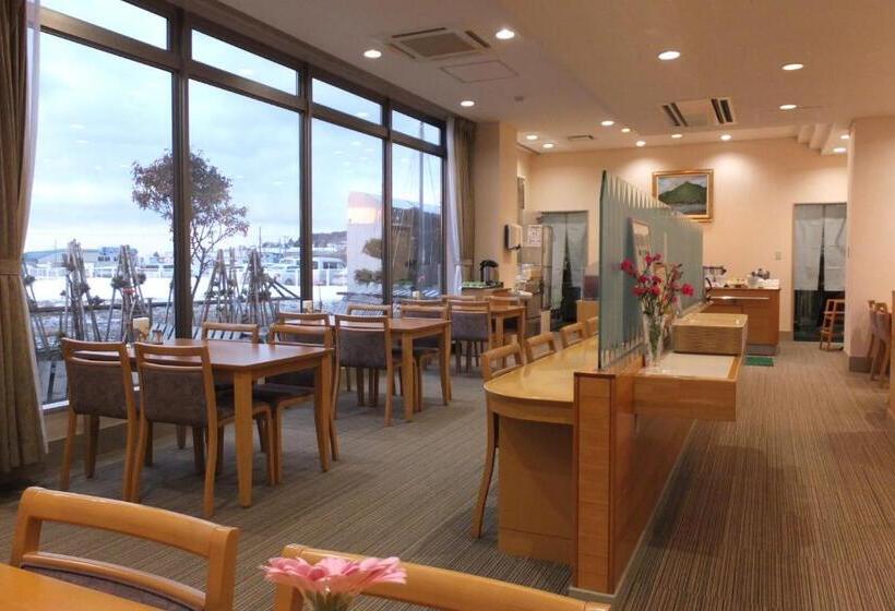 فندق Folkloro Ominato