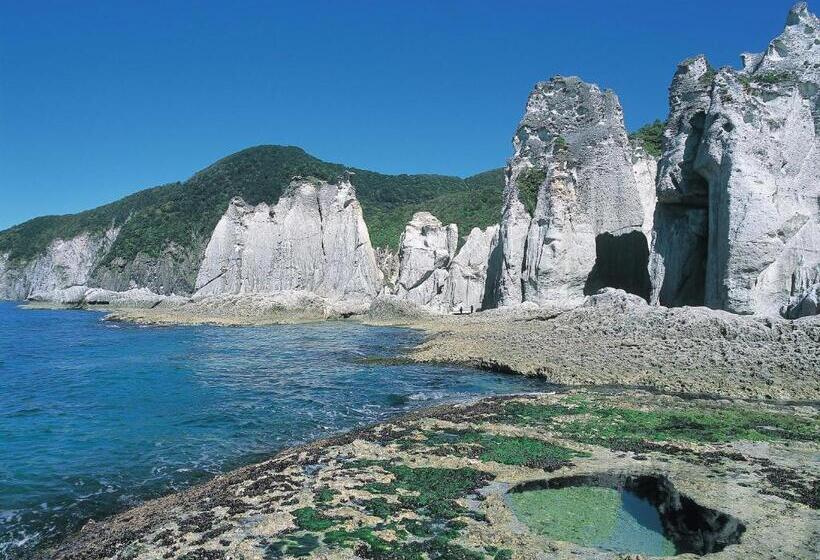 فندق Folkloro Ominato