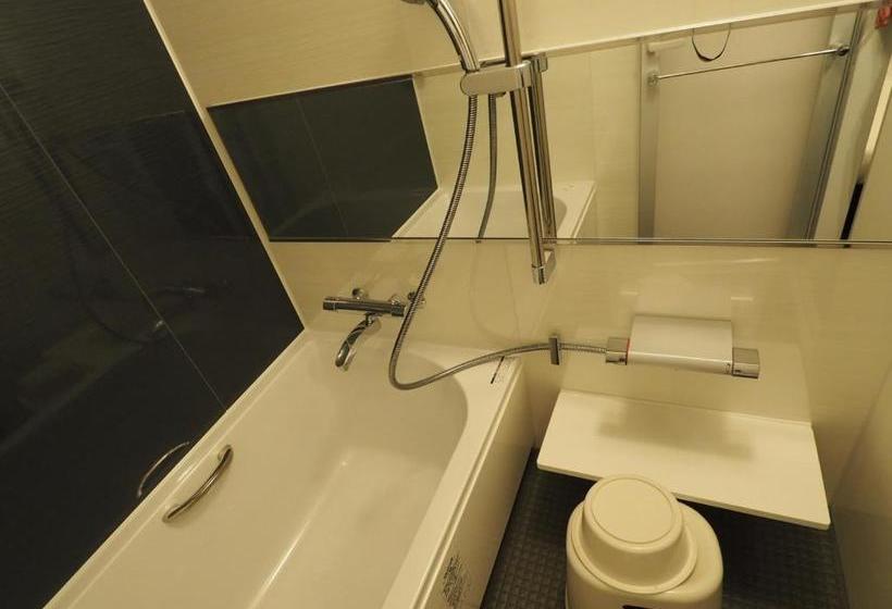 Отель Haneda Inn