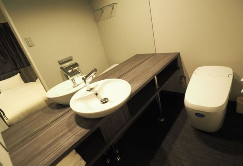 Отель Haneda Inn