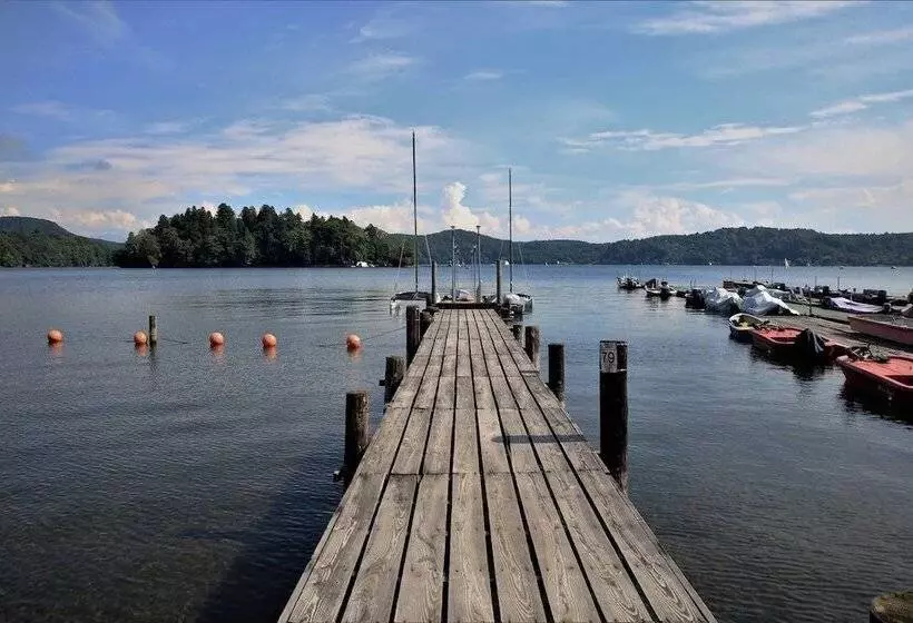 هتل Nojiri Lake Resort