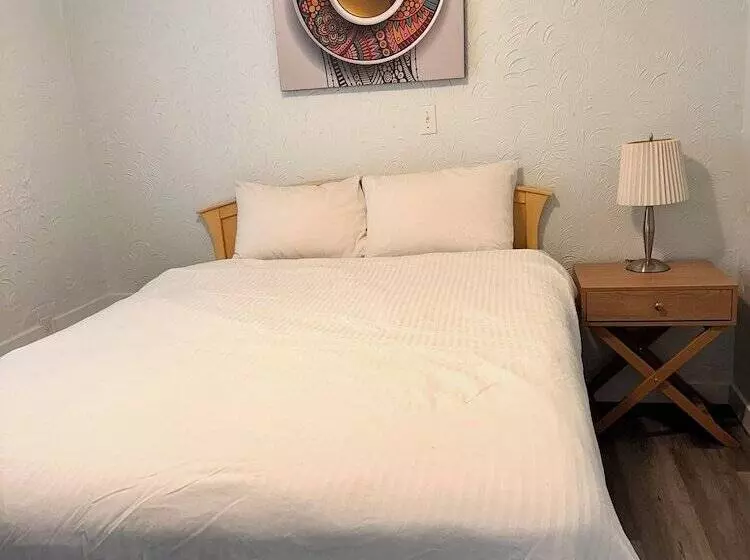 Motelli Beach Front Resort