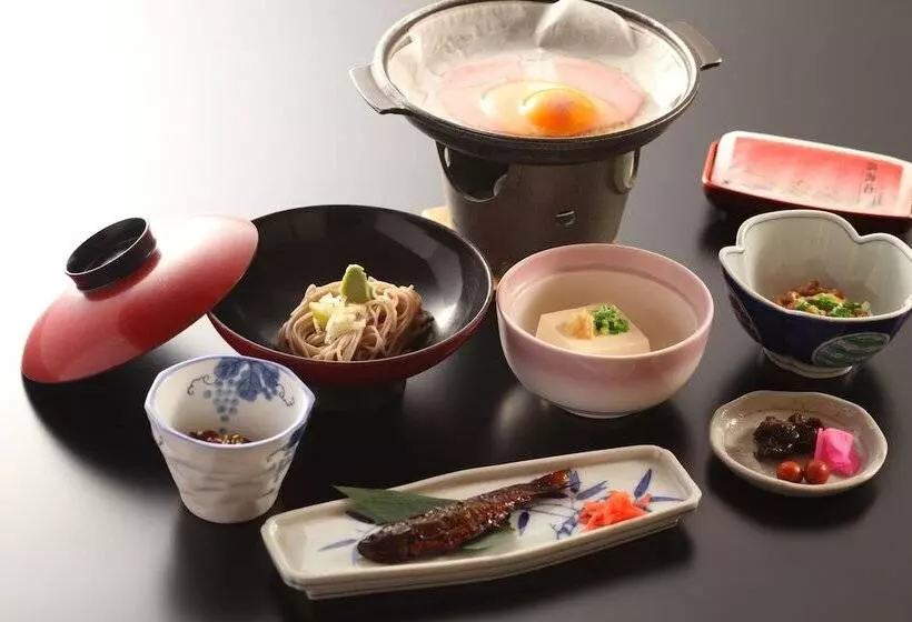 旅館 Hatsunoyu