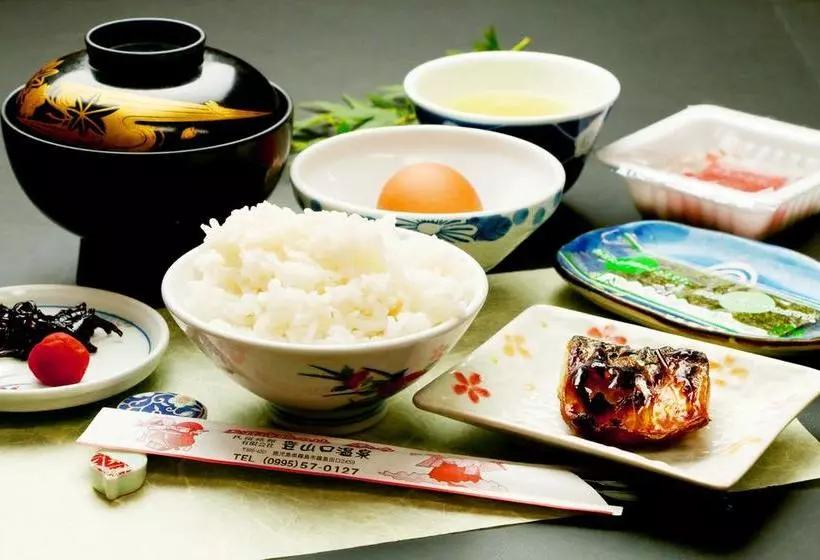 旅館 Tozanguchi Onsen