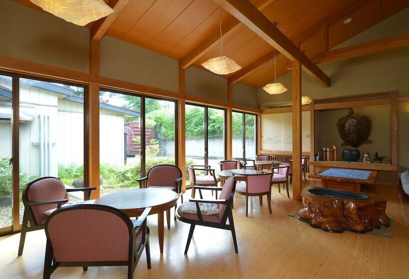 료칸 Unaginoyu No Yado Takuhide