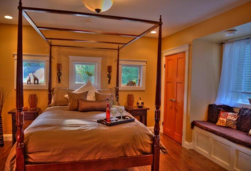 Shawnigan Suite B & B