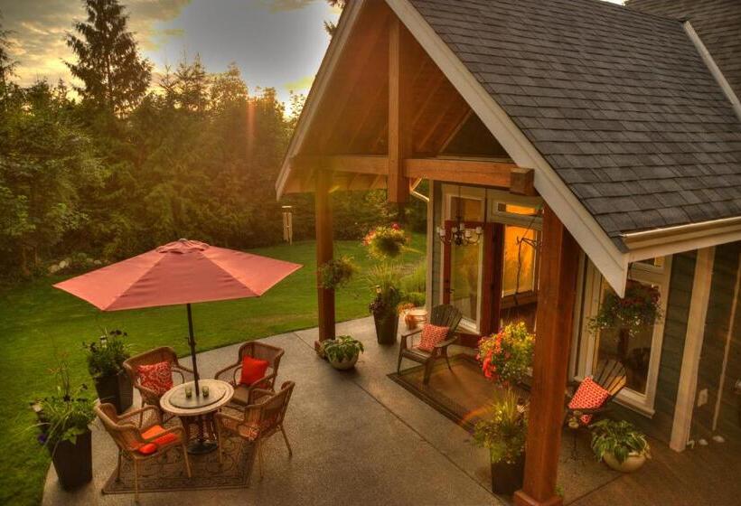 Shawnigan Suite B & B