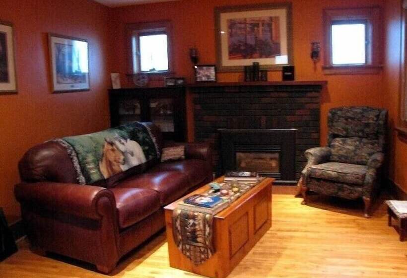 Susan S Sanctuary Bed & Breakfast