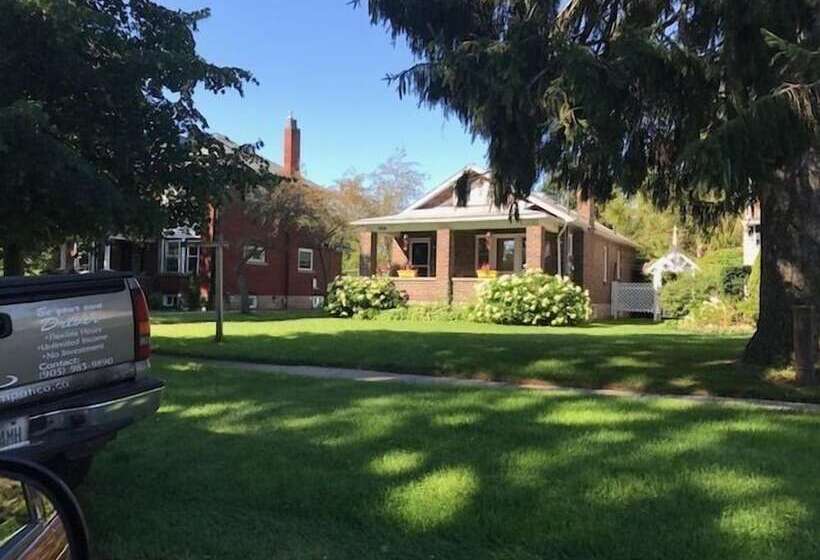 Susan S Sanctuary Bed & Breakfast