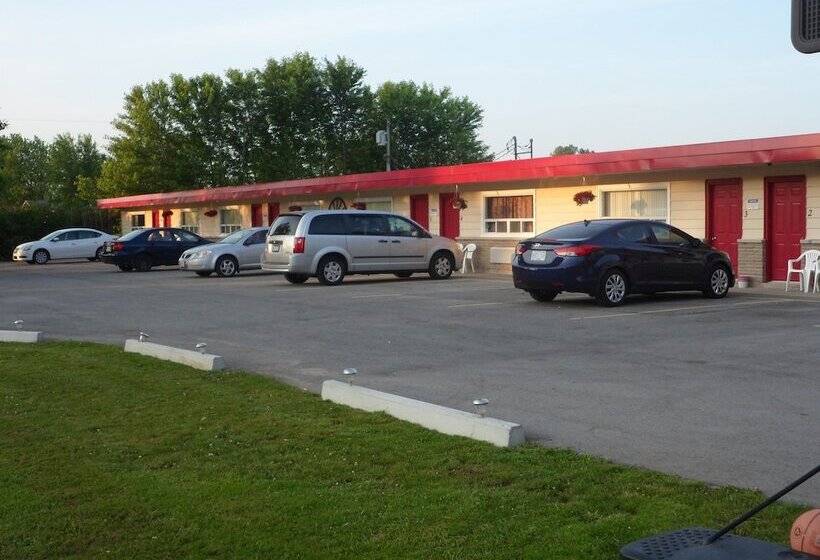 The Silver Birch Motel