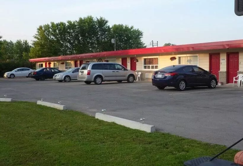 The Silver Birch Motel