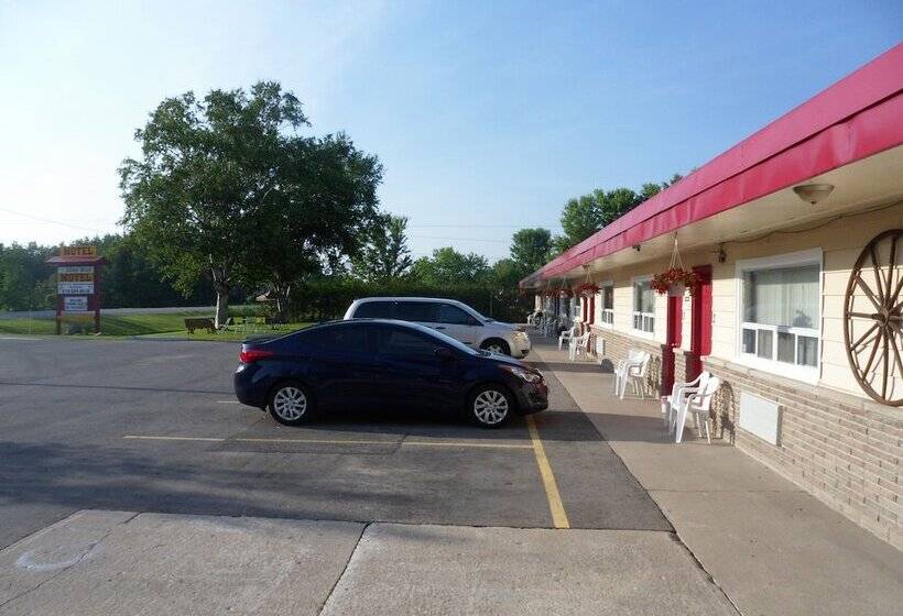 The Silver Birch Motel