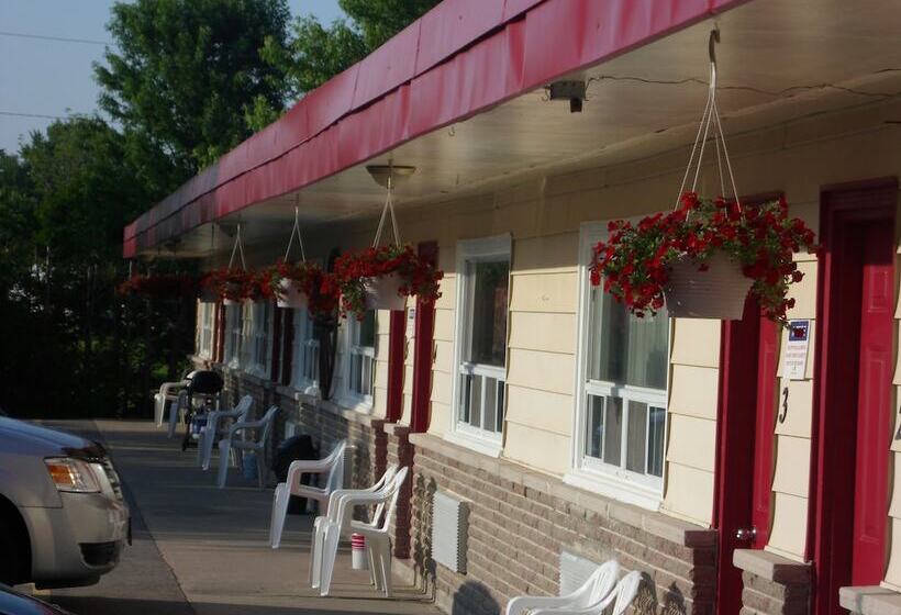 The Silver Birch Motel