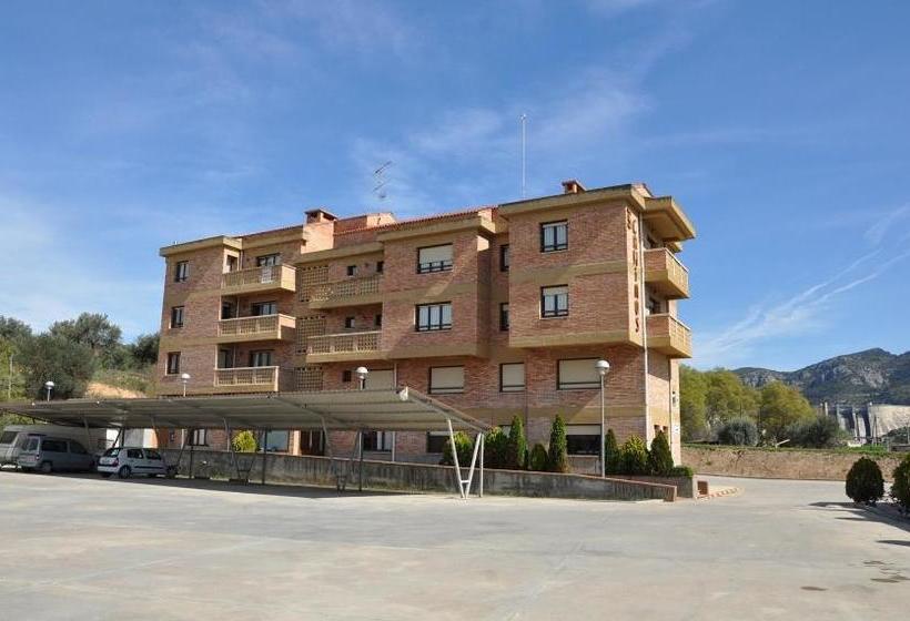 Aparthotel Tres Caminos