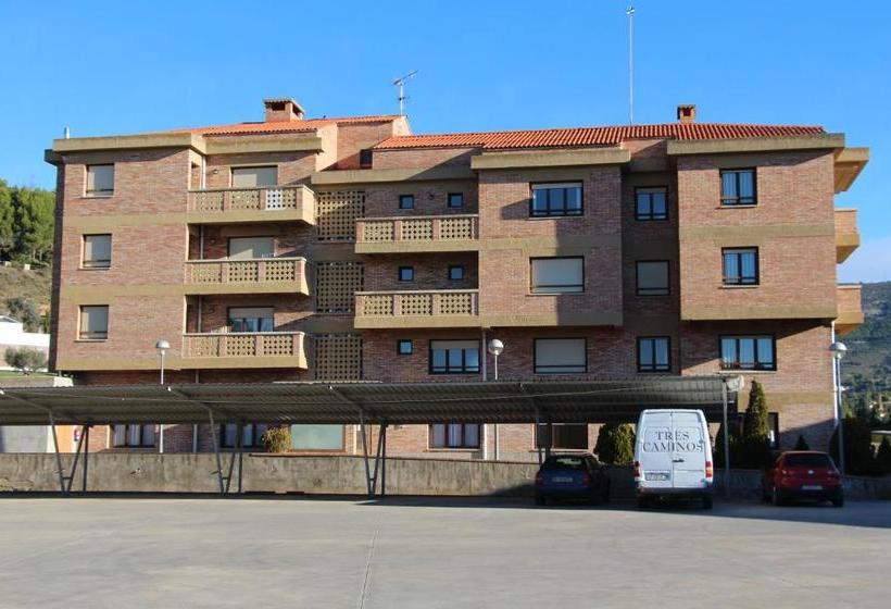 Aparthotel Tres Caminos