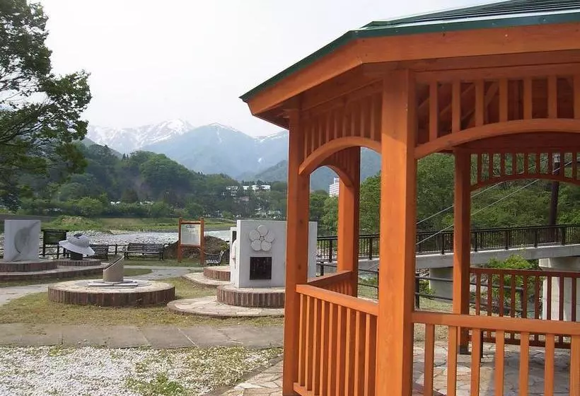 Aamiaismajoitus (B&B) Natural House Pure 21