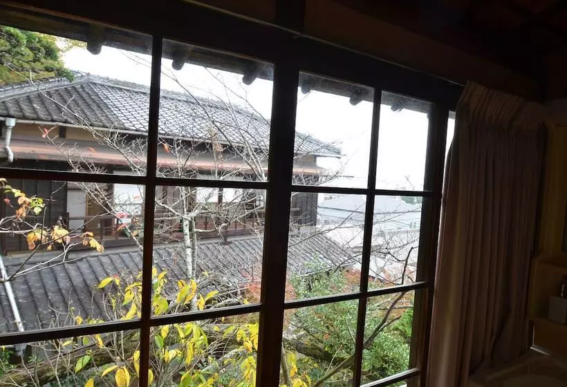 旅館 Bingoya