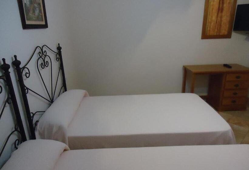 Отель Antequera Rural Fortes La Nuit