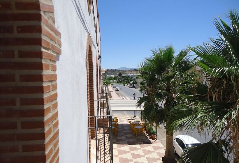Отель Antequera Rural Fortes La Nuit
