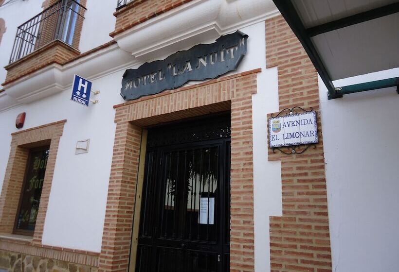 Отель Antequera Rural Fortes La Nuit