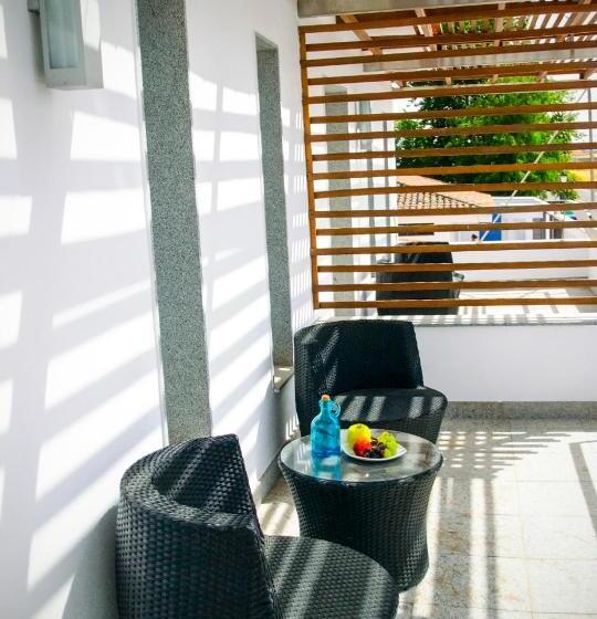 Отель Eh Piedra Y Luz