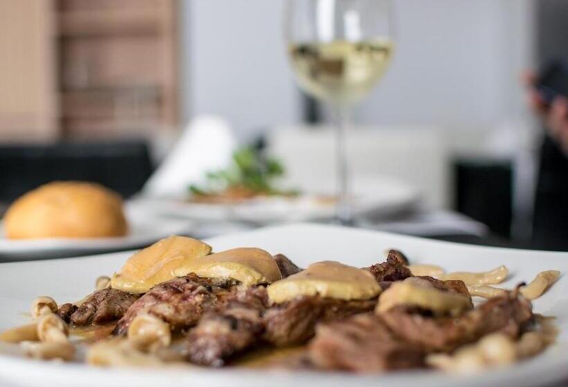 Отель Eh Piedra Y Luz