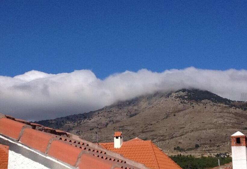 فندق El Colorín