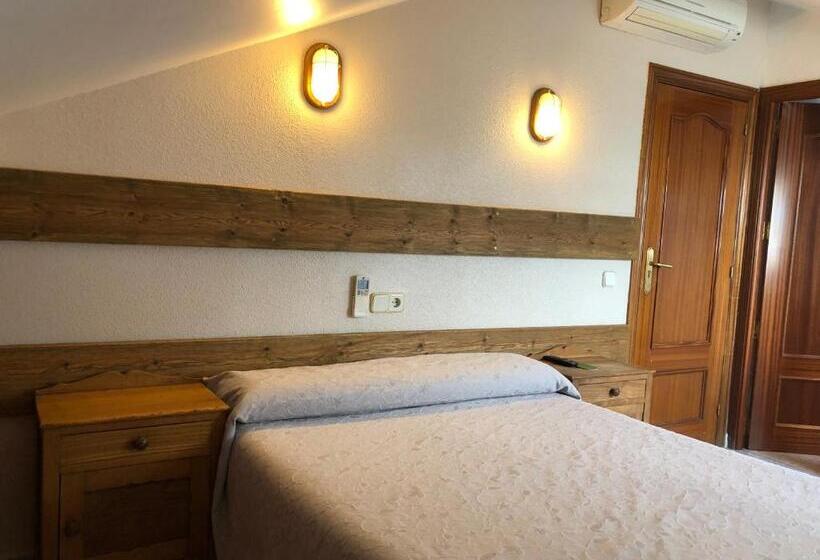 فندق El Colorín