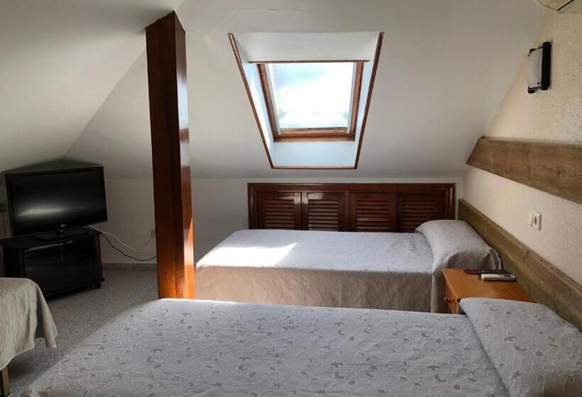 فندق El Colorín