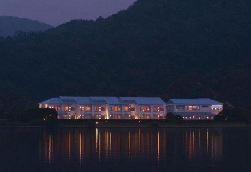 בית מלון כפרי Ginka