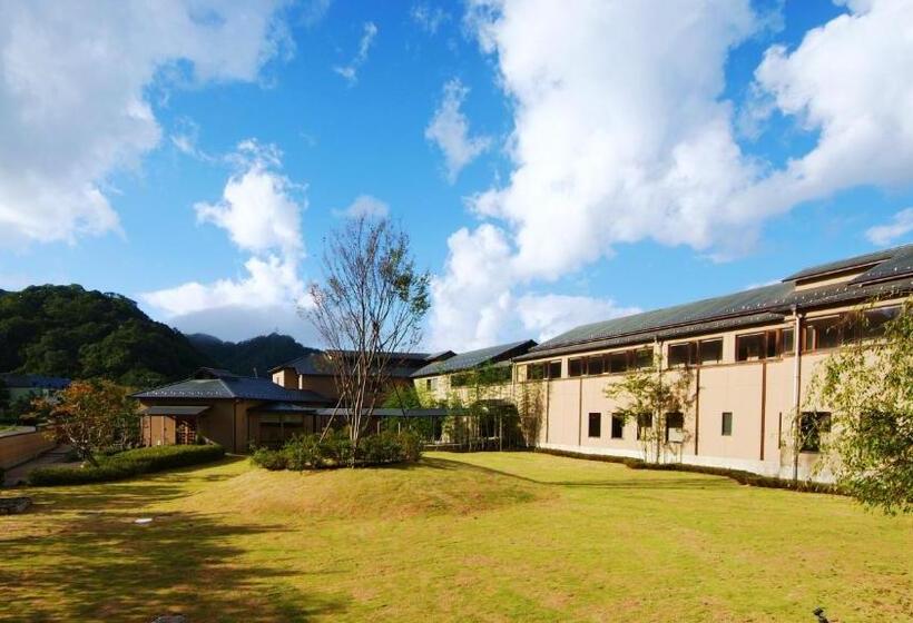 בית מלון כפרי Ginka