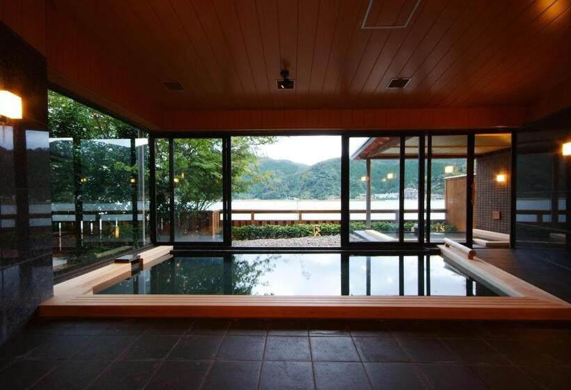 בית מלון כפרי Ginka