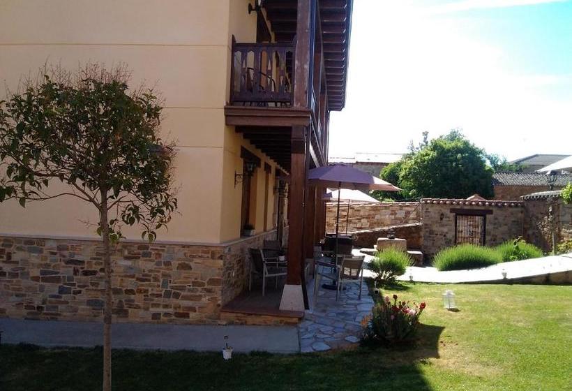 هتل La Posada De Toribia