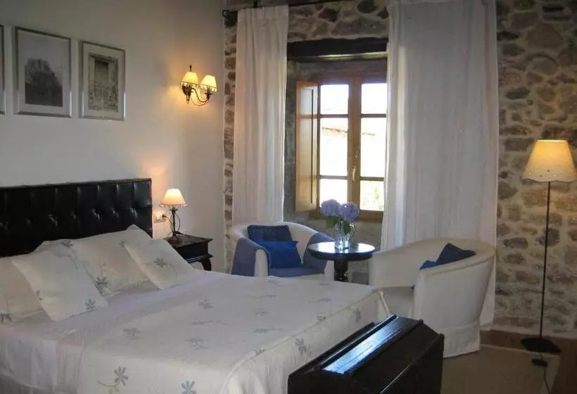 هتل Pazo A Freiria