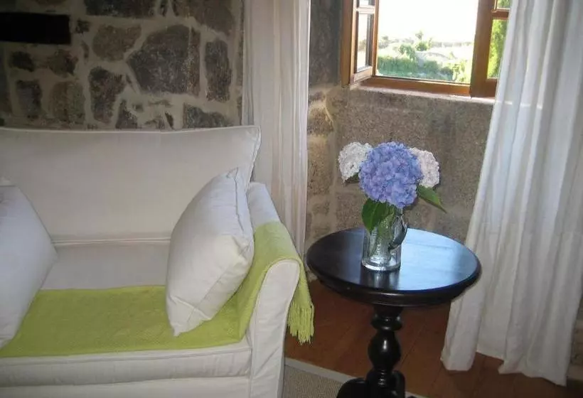 هتل Pazo A Freiria