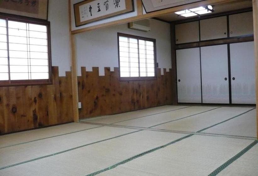 Nikko Suginamiki Youth Hostel