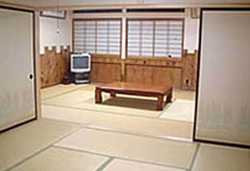 Nikko Suginamiki Youth Hostel