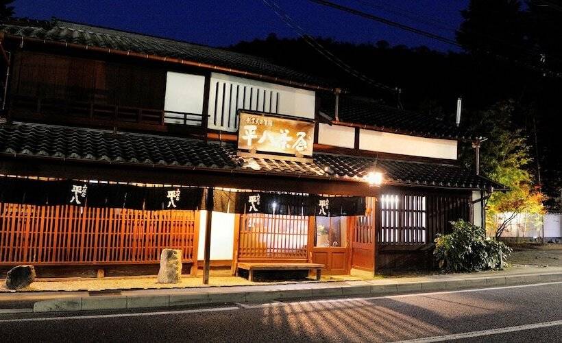 Ryokan Heihachi Tea House Inn