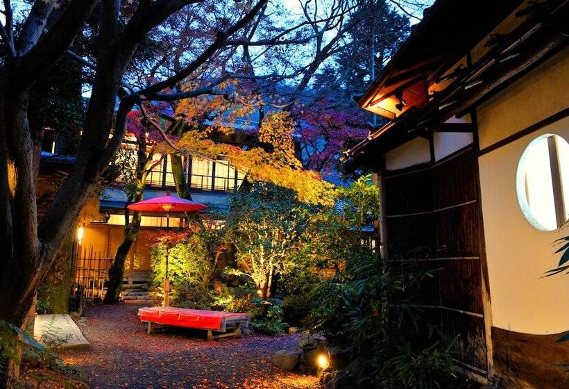 Ryokan Heihachi Tea House Inn