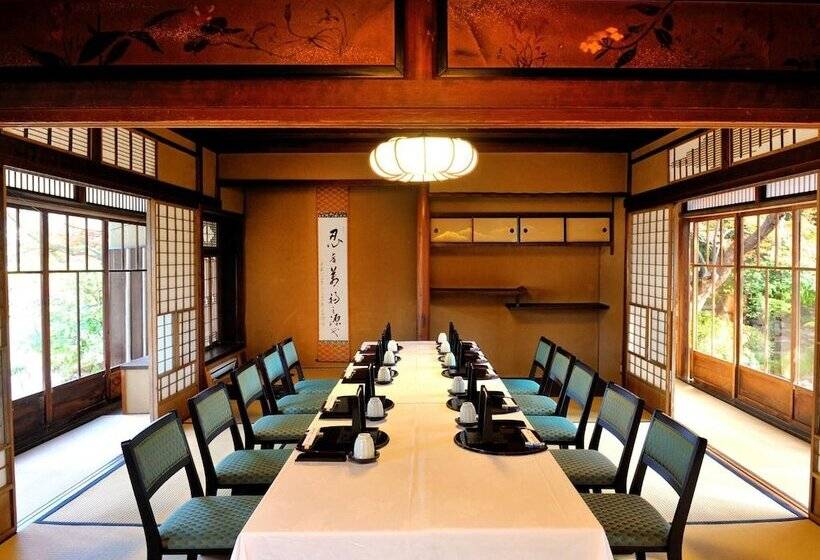 Ryokan Heihachi Tea House Inn