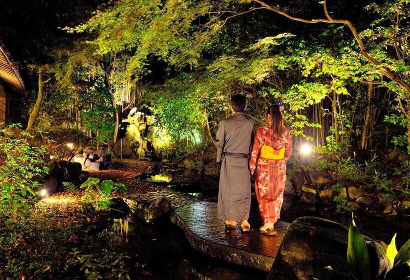 Ryokan Heihachi Tea House Inn