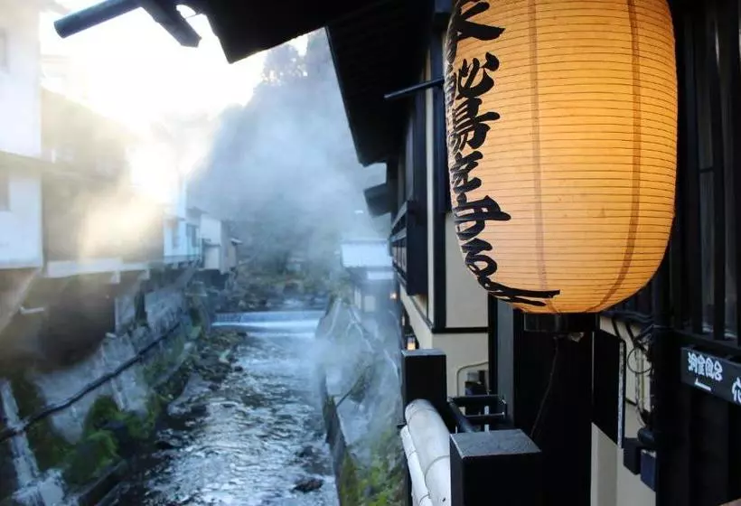 旅館 Kurokawa Onsen Yama No Yado Shinmeikan