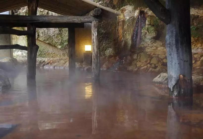 旅館 Kurokawa Onsen Yama No Yado Shinmeikan