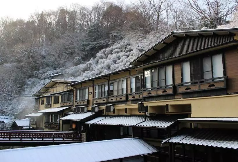 旅館 Kurokawa Onsen Yama No Yado Shinmeikan